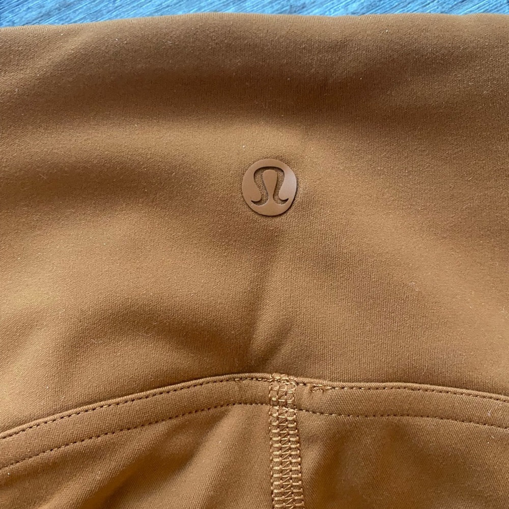 Lululemon leggings